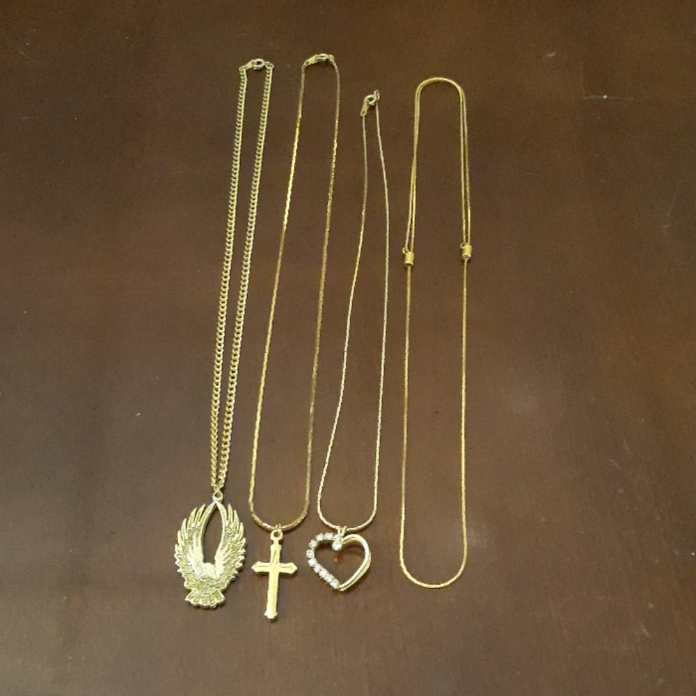 4 miscellaneous necklaces